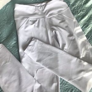 NWOT 90 Degrees white leggings